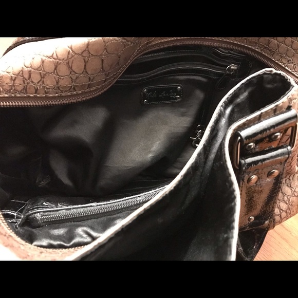 Nice Tan Reptile Textured Black Shine Accent Bag! - Picture 11 of 15